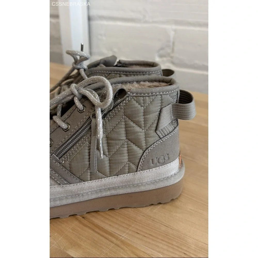 UGG Brown/Beige Men's Neumel Zip Quilting Chukka Boots. - Size‎ 9
